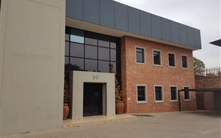 2160 m² Industrial space in Crown Mines