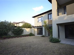 3 Bed Apartment in Fourways