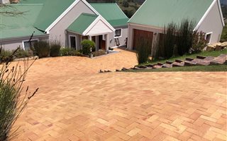 3 Bedroom House in Green Pastures