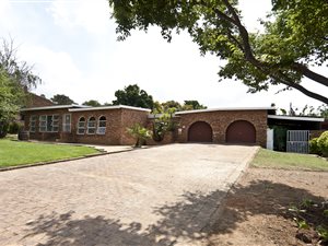 3 Bed House in Overkruin