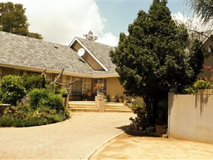 4 Bed House in Alberante