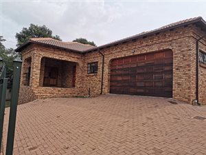 3 Bed House in Bronkhorstbaai