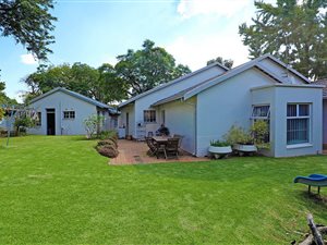 3 Bed House in Parktown North