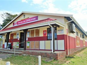 Retail space in Umtentweni