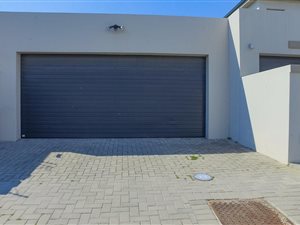 3 Bedroom House in Parklands North