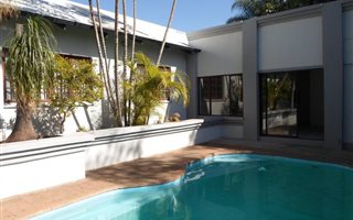 3 Bedroom Townhouse in Magalieskruin