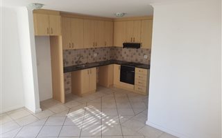 1 Bedroom Apartment in Bloubergstrand