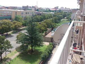 2 Bed Flat in Vereeniging Central