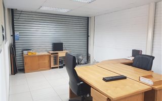 212 m² Industrial space in City Deep