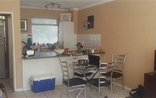 1 Bedroom Flat in Newlands
