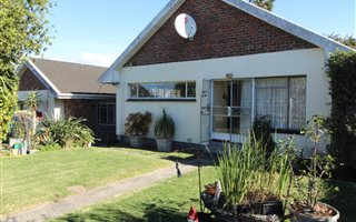 3 Bedroom House in Chiselhurst