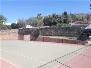 1000 m² Land available in Glenvista