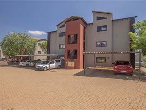 2 Bed Townhouse in Honeydew