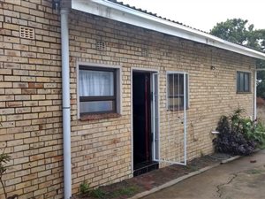 2 Bed Apartment in Arboretum