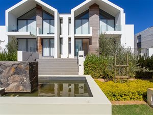 Studio Apartment in Val de Vie