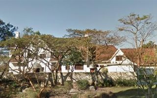 300 m² Commercial space in Kloof