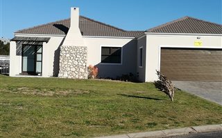 3 Bedroom House in Langebaan North