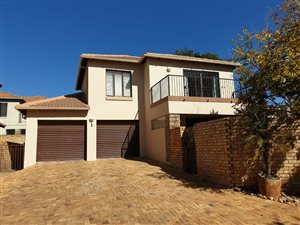 3 Bed Cluster in North Riding