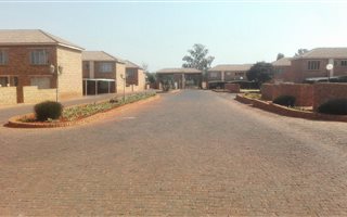 1 Bedroom Apartment in Springs Central