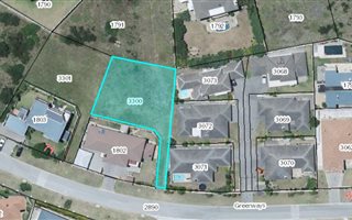 972 m² Land available in Theescombe