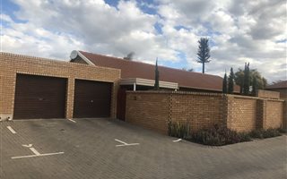 2 Bedroom Townhouse in Sinoville