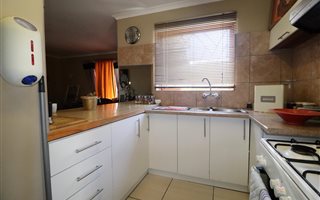 3 Bedroom House in Strandfontein