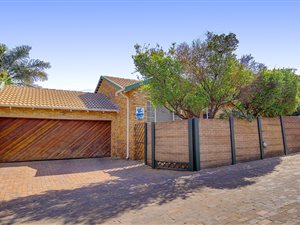2 Bed Townhouse in Radiokop