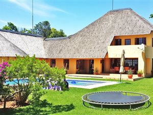 5 Bed House in Poortview