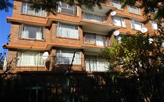 3 Bedroom Apartment in Sunnyside