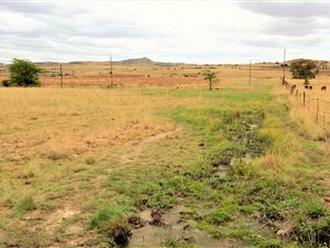 2775 m² Land available in Hobhouse