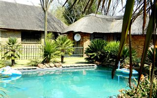 1 Bedroom Garden Cottage in Glen Austin