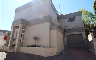 3 Bedroom Townhouse in Morningside