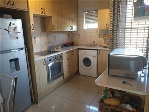 2 Bed Apartment in Woodmead