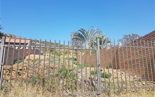 1500 m² Land available in Ninapark
