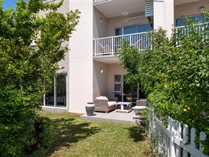 2 Bed Apartment in Manor Estates
