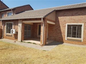 3 Bed Townhouse in Highveld