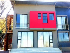 5 Bed House in Waverley
