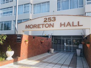 2 Bed Apartment in Morningside