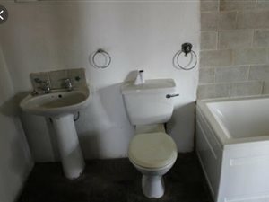 1 Bed Garden Cottage in Park Hill