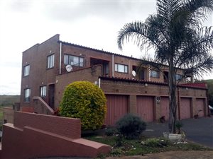 3 Bed Flat in Freeland Park