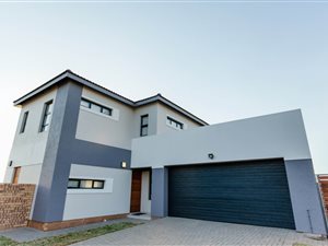 3 Bed House in Thatchfield