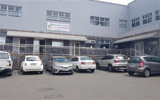 105 m² Commercial space in Durban North