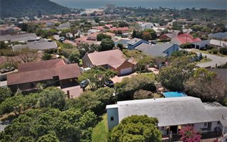 4 Bedroom House in Upper Robberg