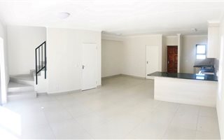 3 Bedroom Townhouse in Parklands North