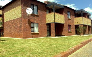 2 Bedroom House in La Montagne