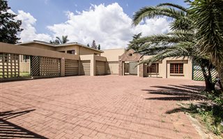 2202 m² Commercial space in Lambton