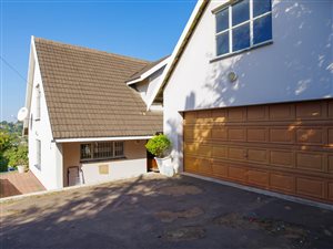 4 Bed House in Wyebank
