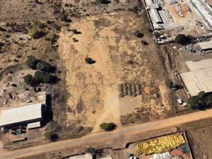 2.1 ha Land available in Klerksoord