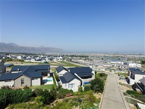 4 Bed House in Fairhaven Country Estate