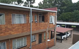Commercial space in Rensburg